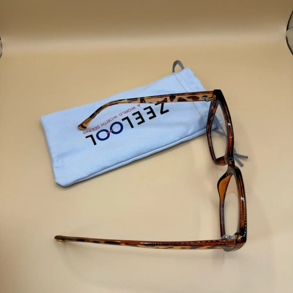 Zeelool Brown Glasses Frames, No prescription - Picture 4 of 6